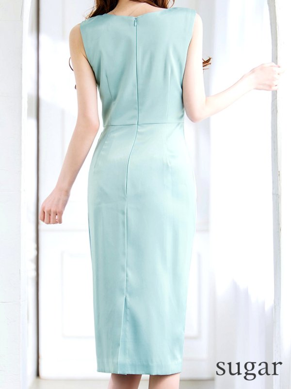 カスケード モデル:ゆめ 身長:160cm 着用サイズ:8号(Sサイズ)