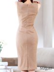 シャンパン モデル：真優川咲　身長：158cm　着用サイズ：8号(Sサイズ)