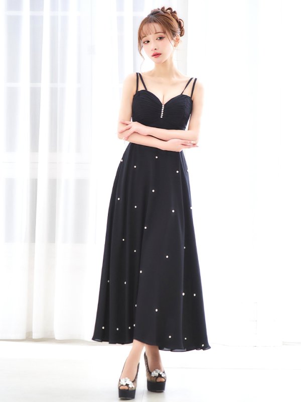 ブラック　モデル：真優川咲　身長：158cm　着用サイズ：8号(Sサイズ)