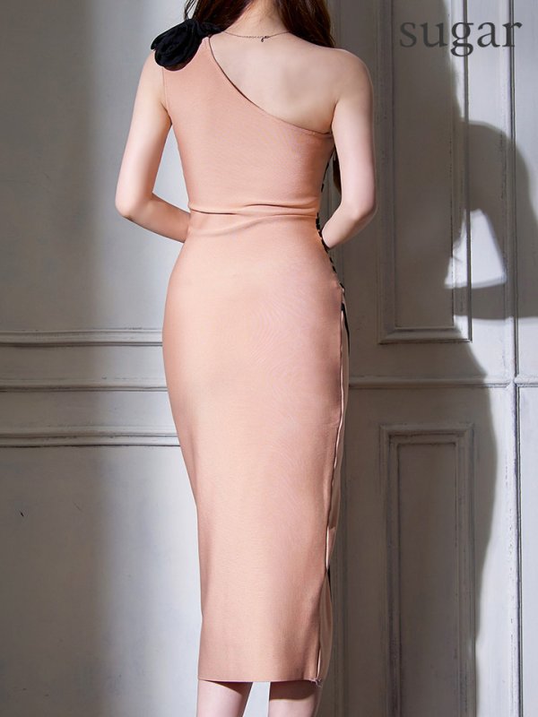 ブラックベージュ　モデル：ゆめ　身長：160cm　着用サイズ：8号(Sサイズ)