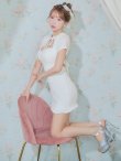 ホワイト　モデル：三上悠亜　身長：159cm　着用サイズ：Sサイズ