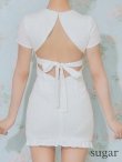 ホワイト　モデル：三上悠亜　身長：159cm　着用サイズ：Sサイズ