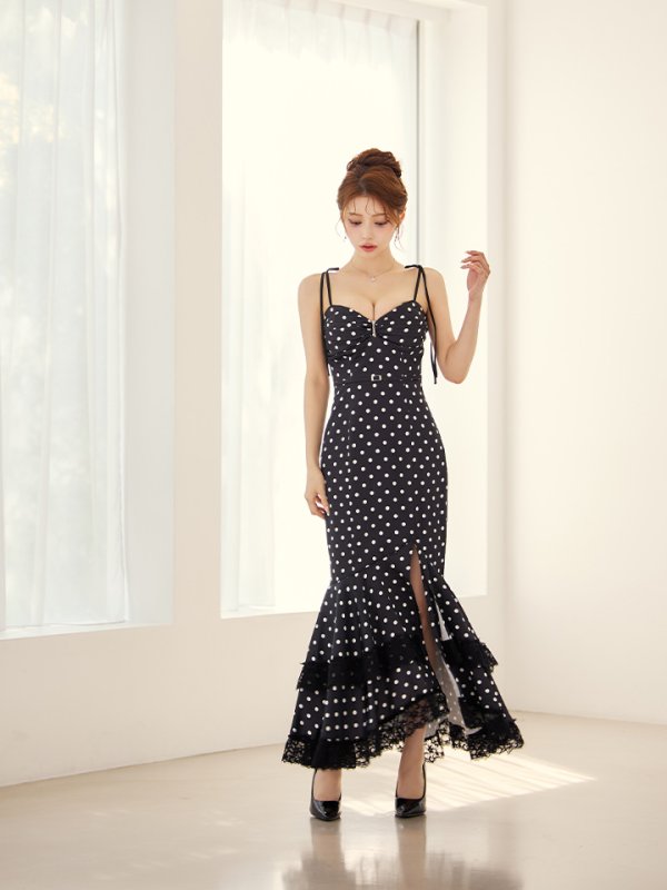 ブラック　モデル：ももか　身長：156cm　着用サイズ：Sサイズ