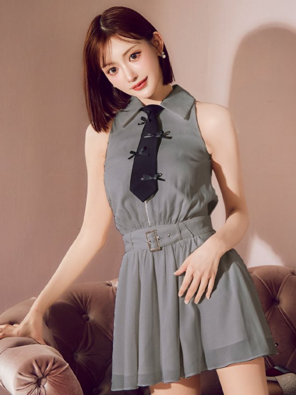 グレー モデル:明日花キララ 身長:162cm 着用サイズ:Sサイズ