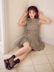 ベージュ　モデル：明日花キララ　身長162cm　着用サイズ：Sサイズ