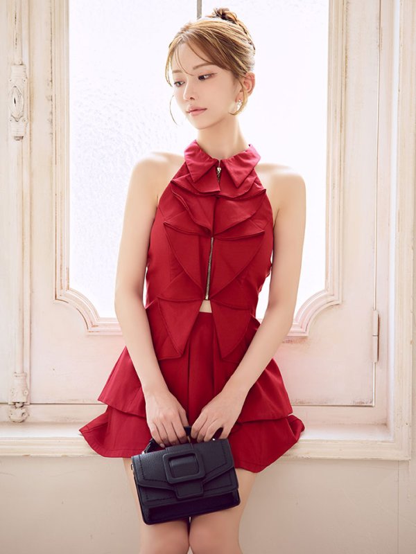 レッド モデル：りの　身長：158cm　着用サイズ：Sサイズ