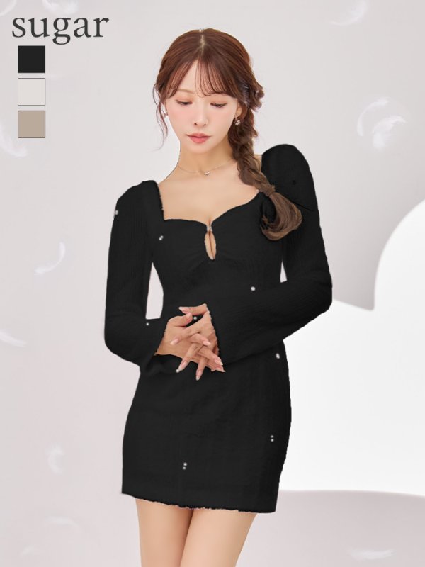 ブラック モデル：三上悠亜　身長：159cm　着用サイズ：Sサイズ