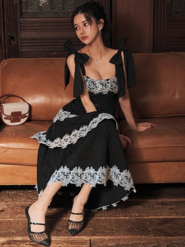 ブラック　モデル：ゆりお　身長：165cm　着用サイズ：Sサイズ