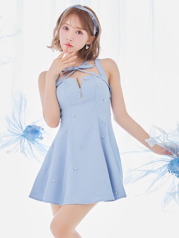 ブルー モデル:三上悠亜 身長:159cm 着用サイズ:Sサイズ