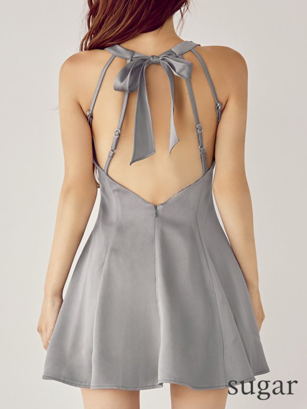 グレー モデル:まりん 身長:164cm 着用サイズ:Sサイズ