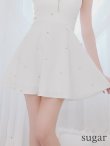 ホワイト モデル：明日花キララ　身長：162cm 着用サイズ：Sサイズ