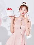 ピンク　モデル：明日花キララ　身長162cm　着用サイズ：Sサイズ
