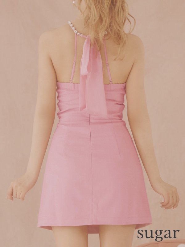 ピンク モデル:三上悠亜 身長:159cm 着用サイズ:Sサイズ