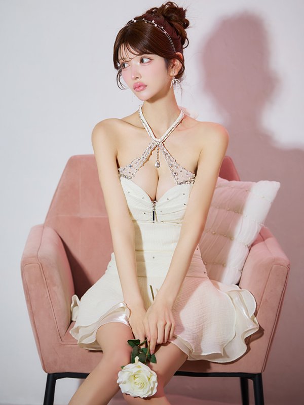 アイボリー モデル：まりん　身長：164cm　着用サイズ：Sサイズ