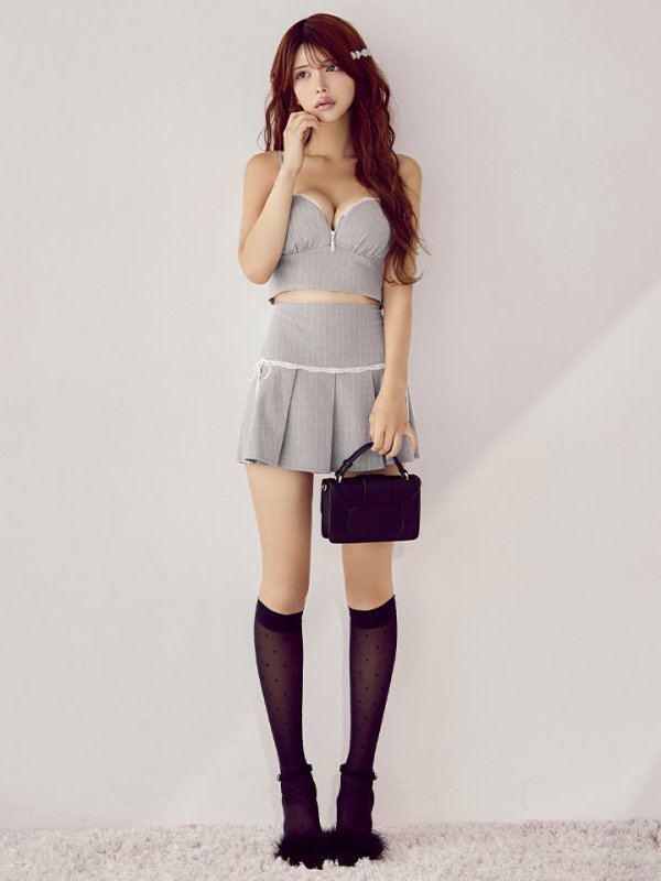 グレー　モデル：まりん　身長：164cm　着用サイズ：Sサイズ