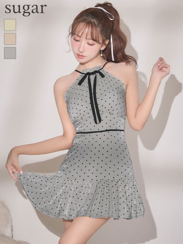 グレー　モデル：三上悠亜　身長：159cm　着用サイズ：Sサイズ