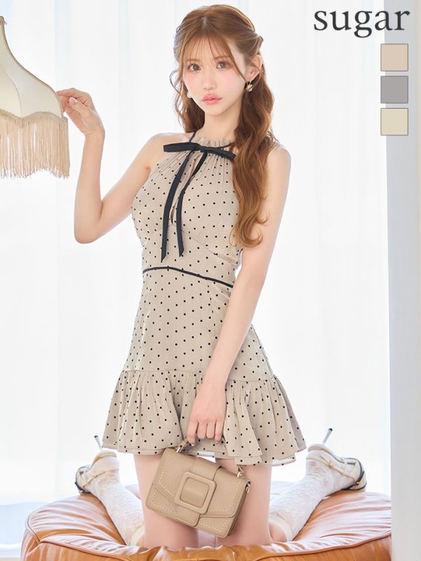 グレージュ　モデル：雨宮らむ　身長：160cm　着用サイズ：Sサイズ