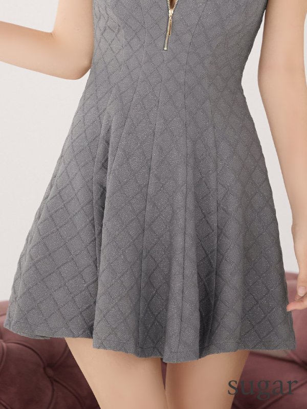 グレー モデル：まりん　身長：164cm　着用サイズ：Sサイズ