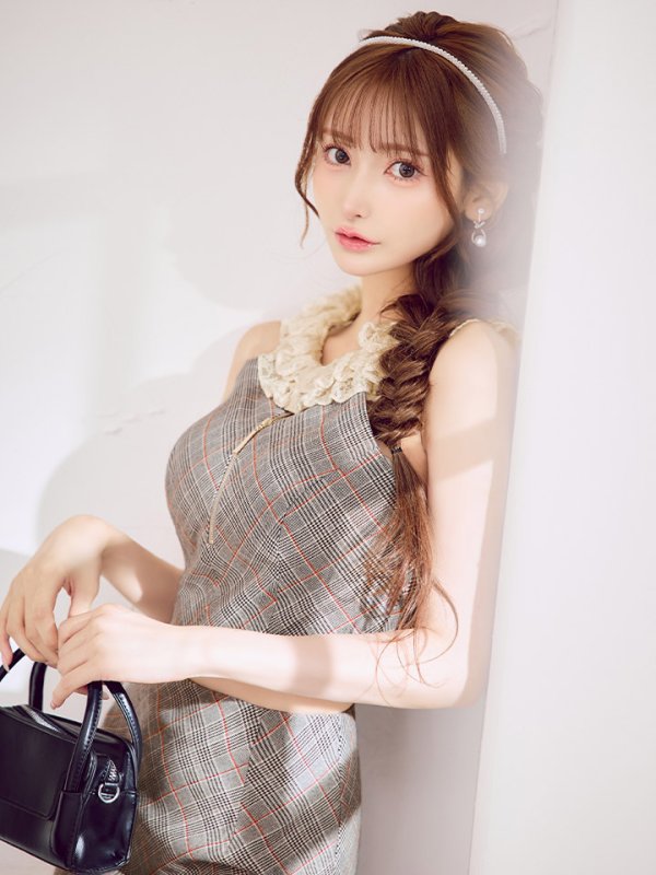 グレー　モデル：まみ　身長：1610cm　着用サイズ：Sサイズ