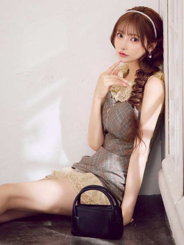 グレー　モデル：まみ　身長：1610cm　着用サイズ：Sサイズ