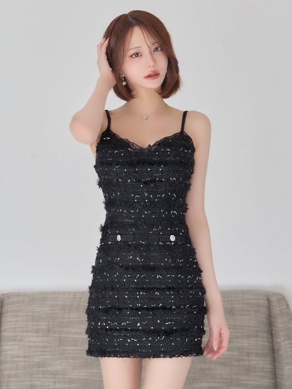 ブラック　モデル：れみれみ　身長：163cm　着用サイズ：Sサイズ