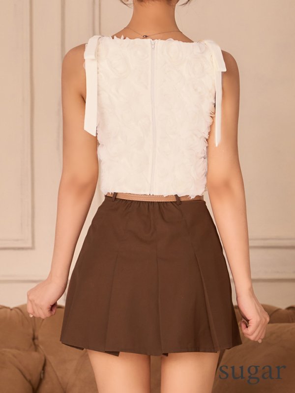 アイボリー×ブラウン　モデル：三上悠亜　身長：159cm　着用サイズ：Sサイズ