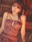 ブラウン　モデル：三上悠亜　身長：159cm　着用サイズ：Sサイズ