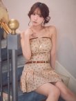 ベージュ　モデル：三上悠亜　身長：159cm　着用サイズ：Sサイズ