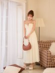 ホワイト　モデル：三上悠亜　身長：159cm　着用サイズ：Sサイズ