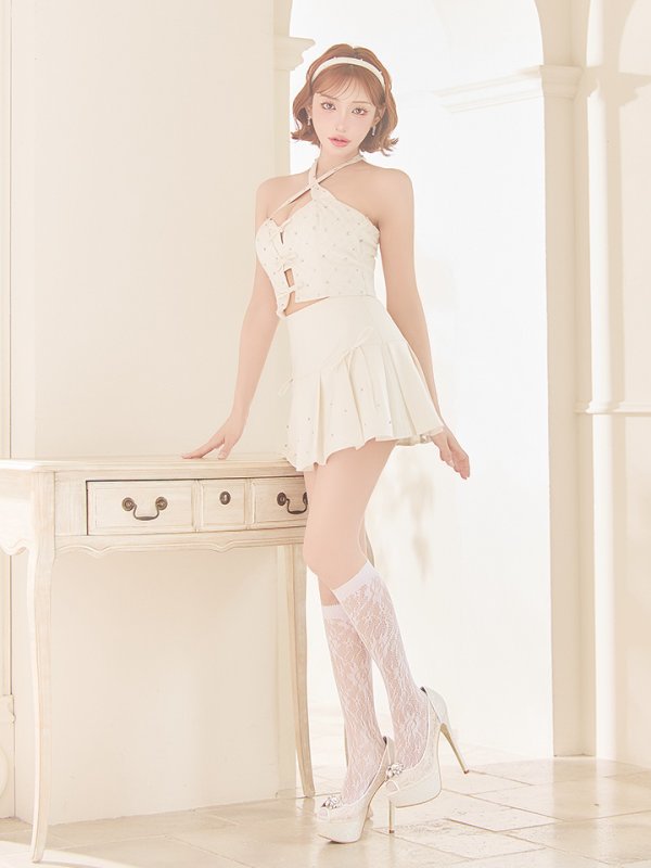 アイボリー モデル：明日花キララ　身長：162cm 着用サイズ：Sサイズ