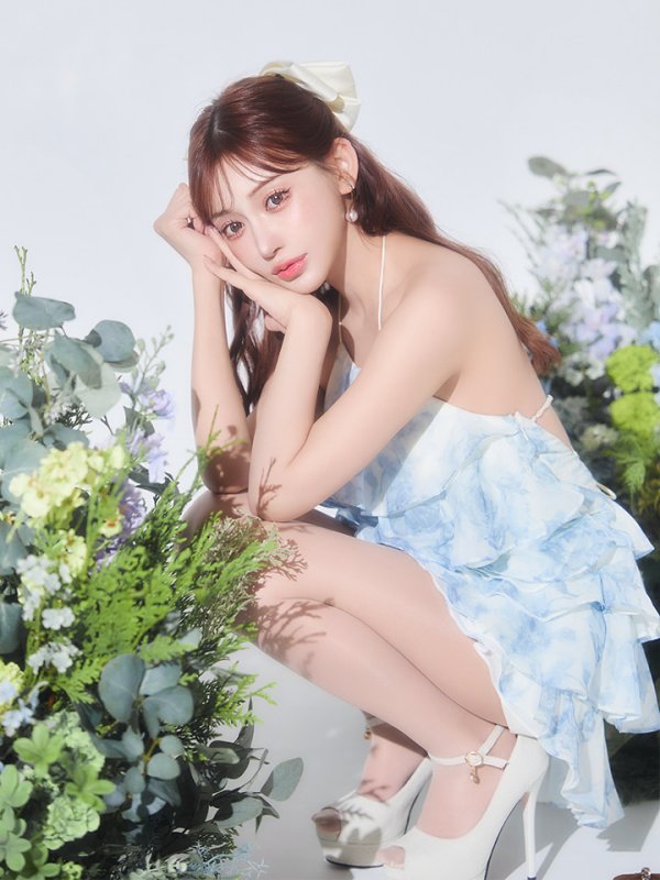 ブルー モデル:明日花キララ 身長:162cm 着用サイズ:Sサイズ