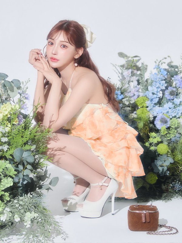 オレンジ モデル:明日花キララ 身長:162cm 着用サイズ:Sサイズ