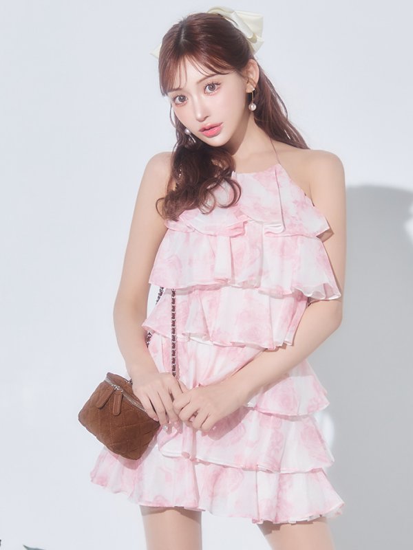 ピンク モデル:明日花キララ 身長:162cm 着用サイズ:Sサイズ