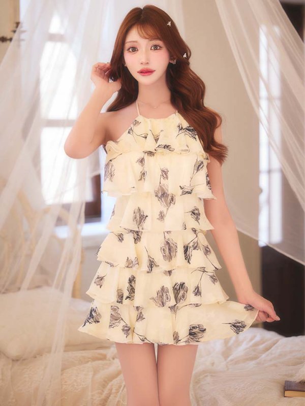 アイボリー　モデル：明日花キララ　身長：162cm 着用サイズ：Sサイズ