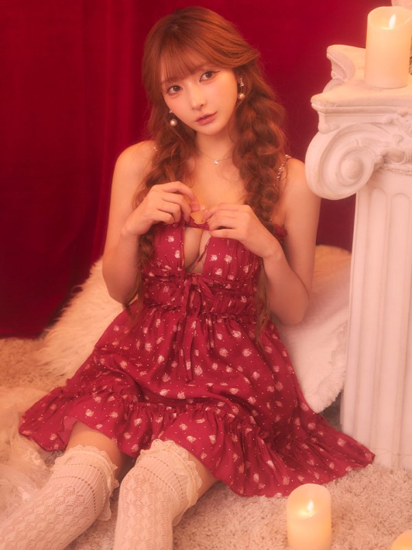 ワインレッド　モデル：まみ　身長：161cm　着用サイズ：Sサイズ