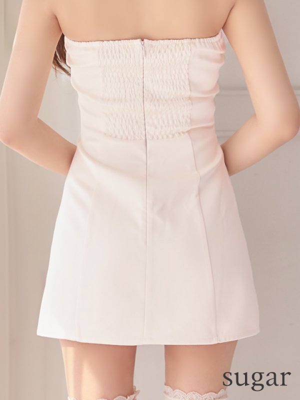 アイボリーxブラック モデル：三上悠亜　身長：159cm　着用サイズ：Sサイズ