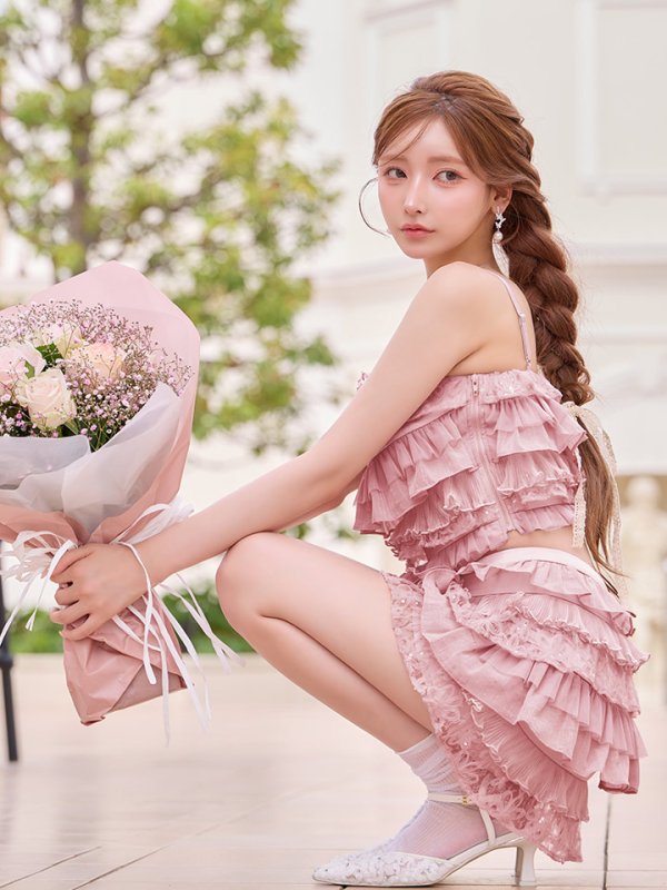 ピンク モデル：まみ 身長161cm　着用サイズ：Sサイズ