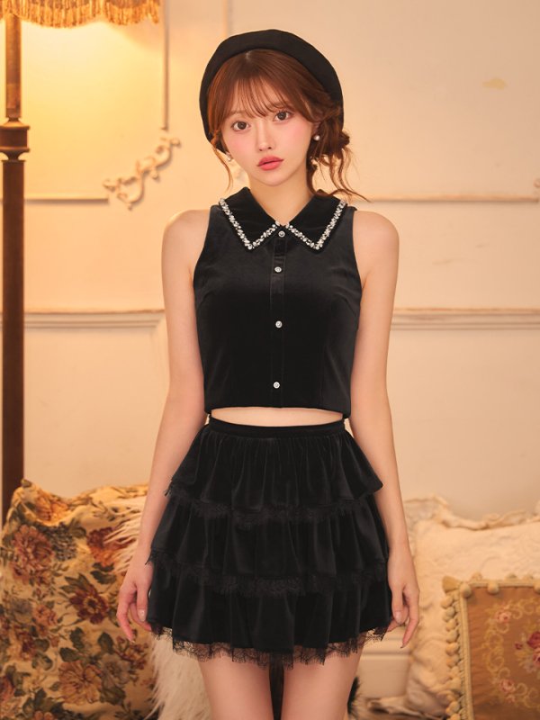 ブラック　モデル：羽澄まり　身長：158cm　着用サイズ：Sサイズ