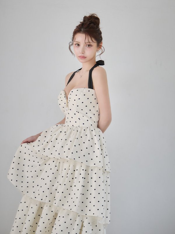 ホワイト　モデル：ももか　身長：156cm　着用サイズ：Sサイズ