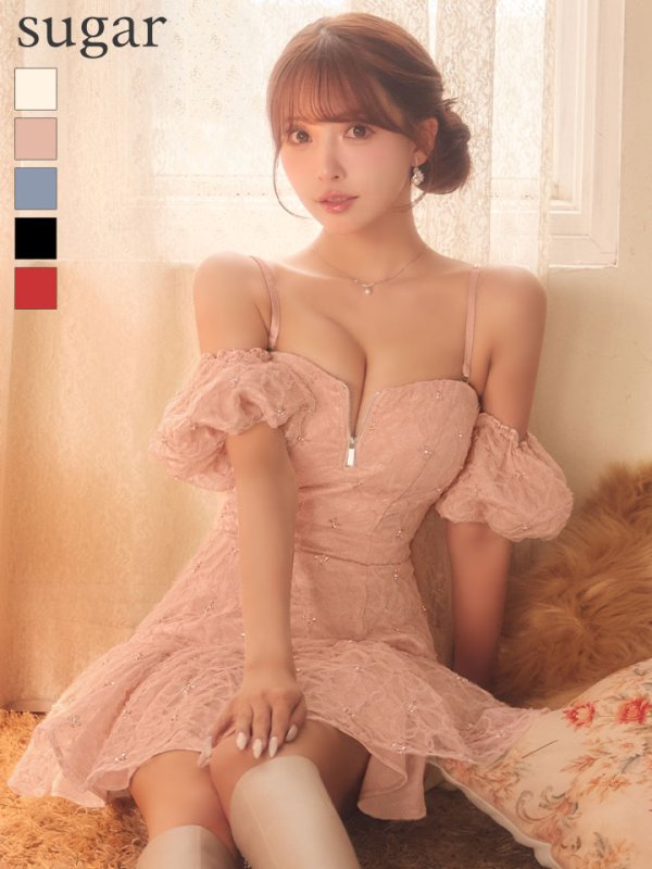 ピンク　モデル：三上悠亜　身長：159cm　着用サイズ：Sサイズ