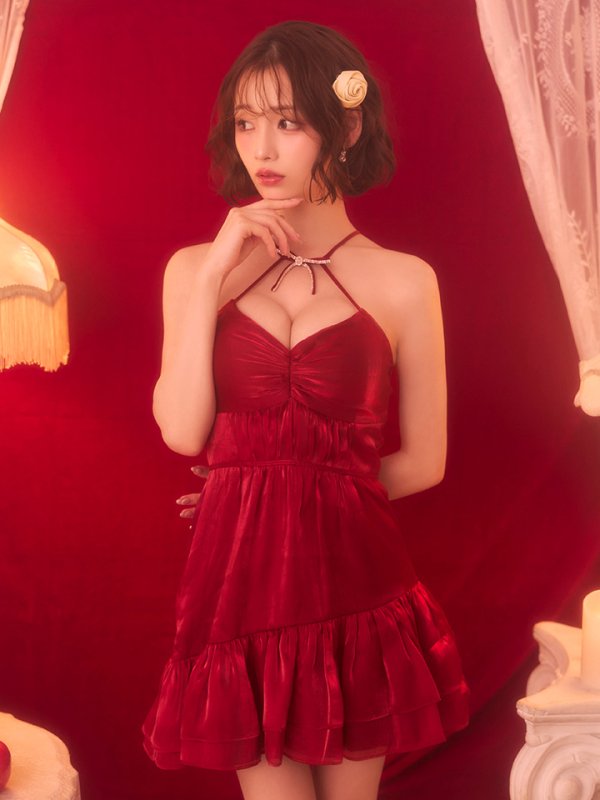 レッド　モデル：天海りこ　身長：156cm　着用サイズ：Sサイズ