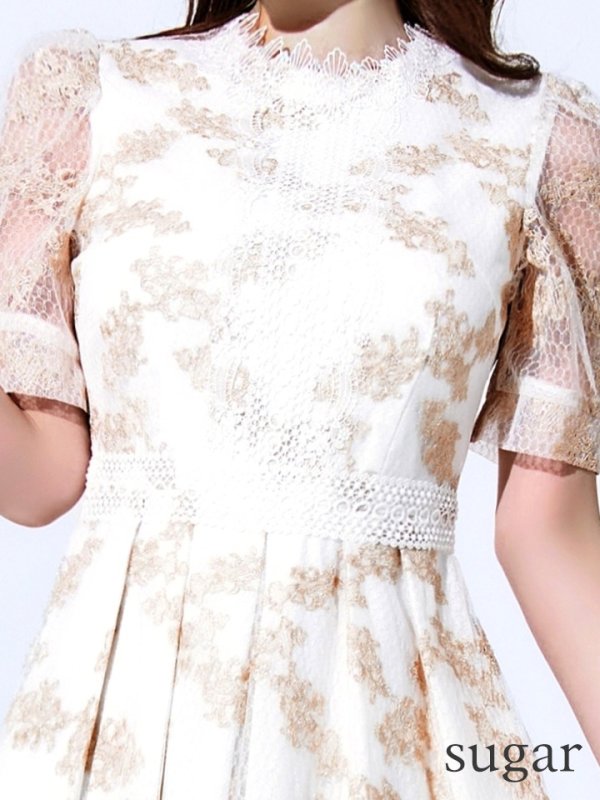 アイボリー モデル：ゆめ　身長：160cm　着用サイズ：8号(Sサイズ)