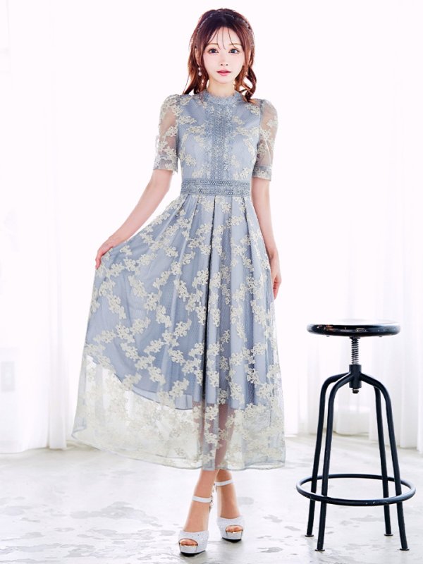 スモーキーブルー　モデル：真優川咲　身長：158cm　着用サイズ：8号(Sサイズ)