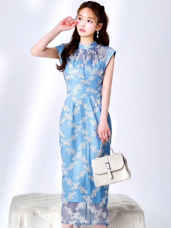 ブルー モデル：ゆめ　身長：160cm　着用サイズ：8号(Sサイズ)