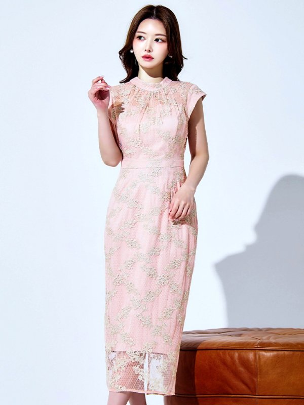 モーヴ　モデル：ゆめ　身長：160cm　着用サイズ：8号(Sサイズ)