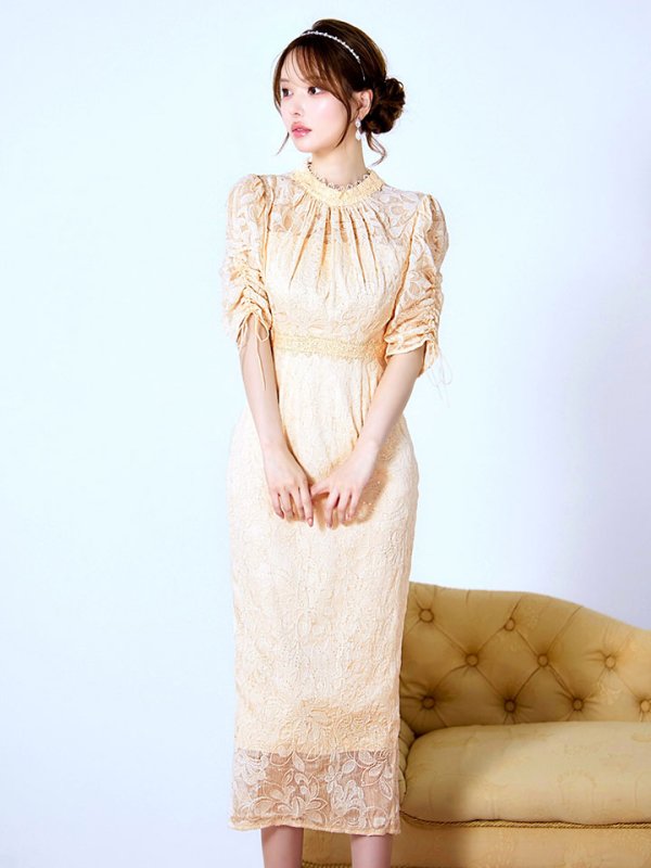 ライトベージュ モデル：ゆめ　身長：160cm　着用サイズ：8号(Sサイズ)