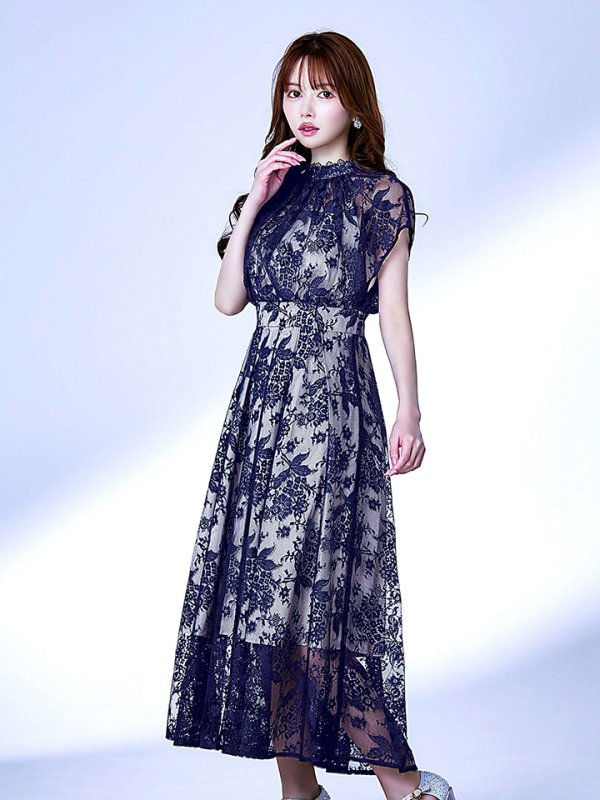 ネイビーベージュ  モデル：ゆめ　身長：160cm　着用サイズ：8号(Sサイズ)