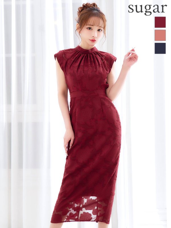 ワイン モデル：真優川咲　身長：158cm　着用サイズ：8号(Sサイズ)