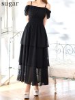 ブラック　モデル：真優川咲　身長：158cm　着用サイズ：8号(Sサイズ)