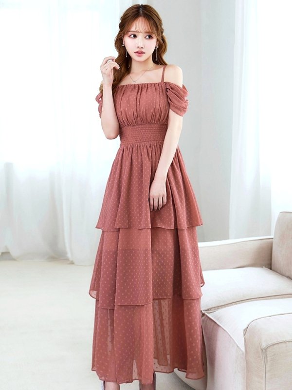 アプリコット　 モデル：ゆめ　身長：160cm　着用サイズ：8号(Sサイズ)